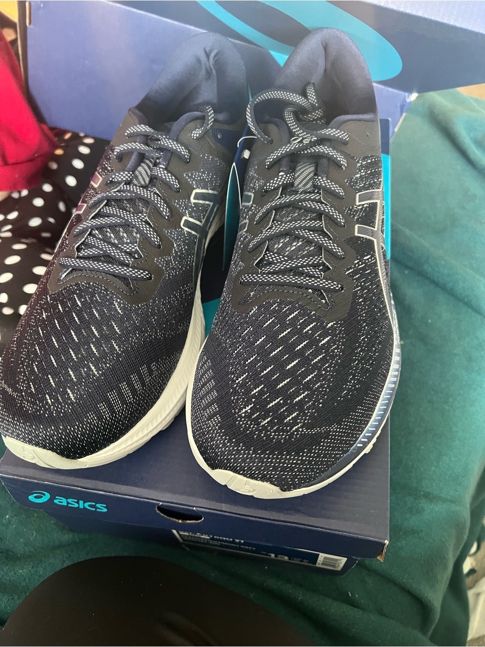 ASICS Men's Black and White Performance Running Sneakers